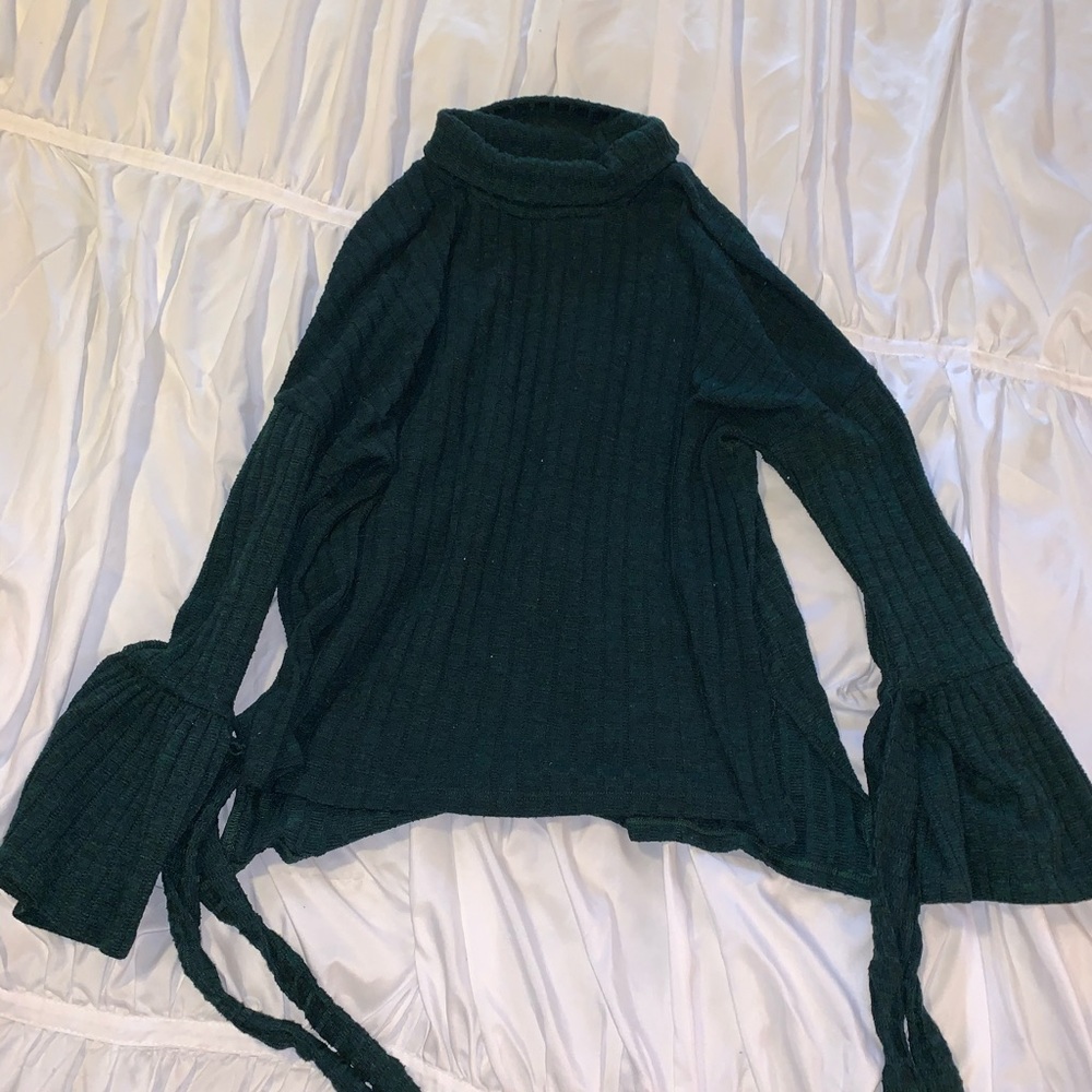 Derek Heart Sweater